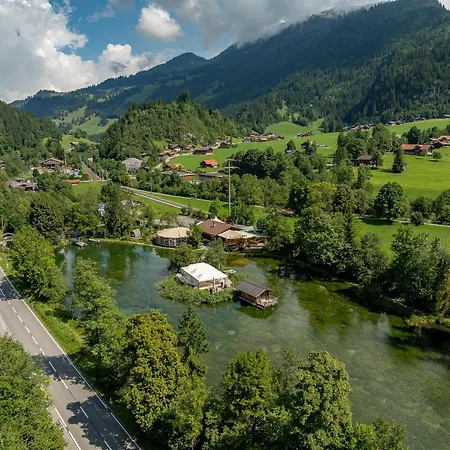 Dom wakacyjny Tiny Water On A Gstaad & Interlaken