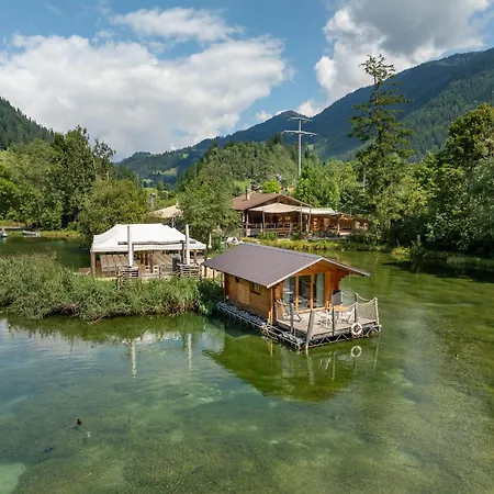 Dom wakacyjny Tiny Water On A Gstaad & Interlaken Zweisimmen
