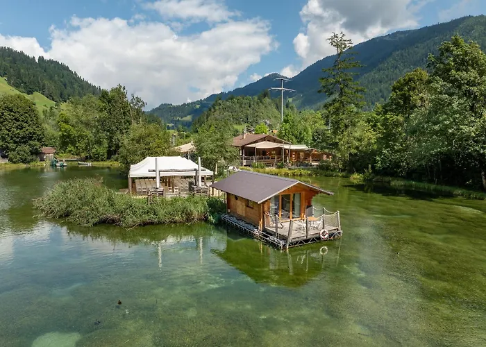 別荘 Tiny Water On A Gstaad & Interlaken ツヴァイジンメン