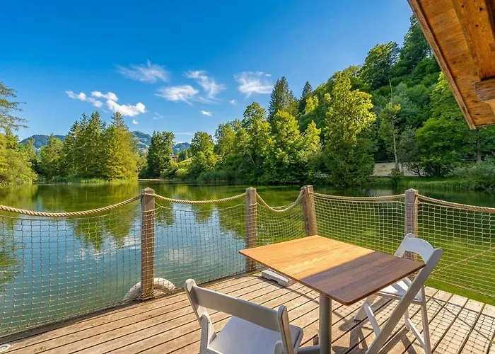 Tiny Water On A Gstaad & Interlaken Casa vacanze Zweisimmen