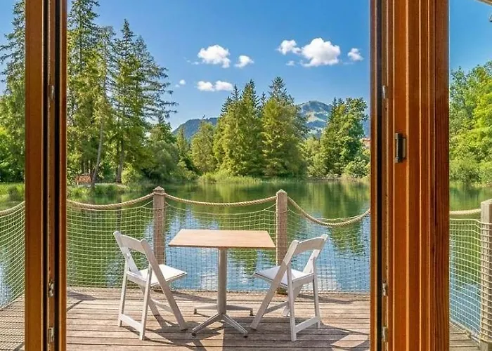 Dom wakacyjny Tiny Water On A Gstaad & Interlaken *